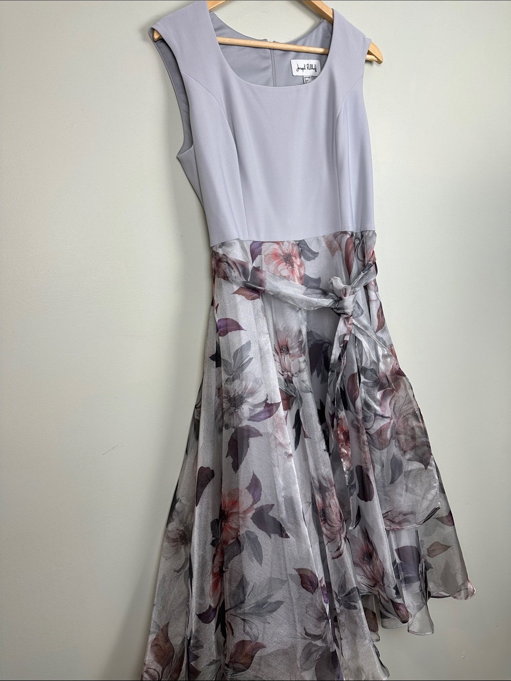 175. Joseph Ribkoff formal silver dress floral wedding guest event.